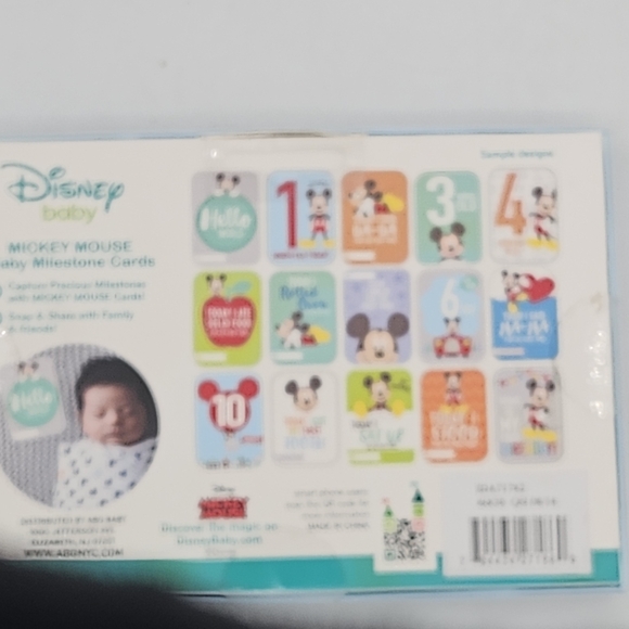Mickey Mouse baby milestone cards new in box - Picture 2 of 12